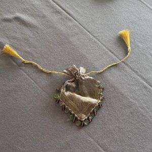 Elegant Gold and Green Heart Pendant Necklace